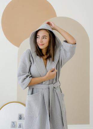 Cosy wafer robe with hood