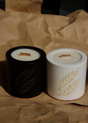 Soy candle "strong" white/black1 photo
