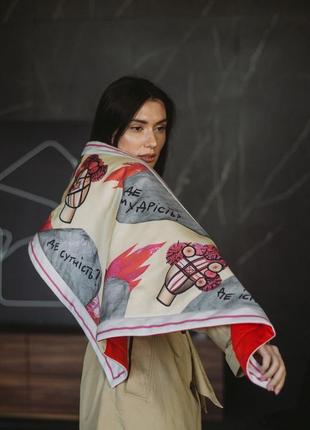 Insulated kerchief "CHURAI" PERSONÁ x Alina Pash