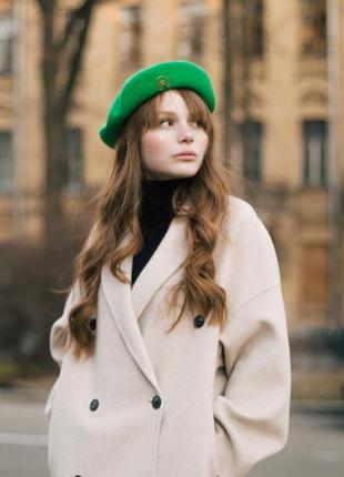 Green woolen beret with gold decor3 photo