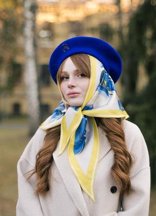 Electric blue woolen beret with gold decor3 photo