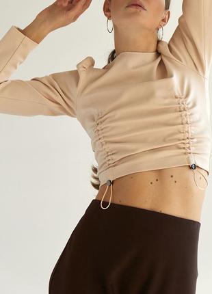 Top with folds6 photo