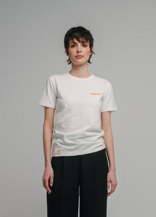 White T-shirt with the inscription: Innocent