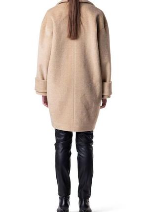 Beige free cut coat 500258 aLOT3 photo