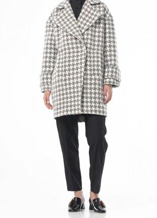 Free-cut white and mustard houndstooth coat 500204 aLOT1 photo