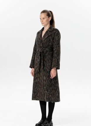 Straight cut boucle coat with brown thread 5003482 photo