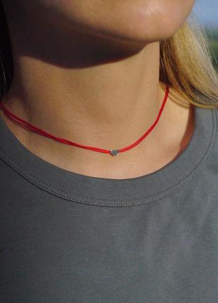 NECKLACE WITH A RED THREAD AND A WHITE GOLD 585 HEART2 photo