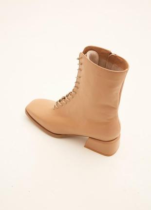 Elegant meed-heel ankle boots5 photo