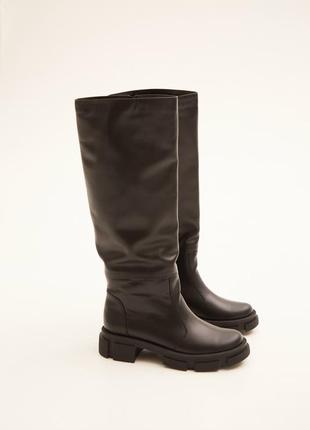 Black leather boots under knee5 photo