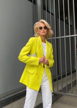 Woman neon yellow blazer4 photo