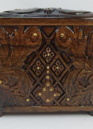 Carved cherry wood box 30.5 cm * 14.8 cm, height 13 cm.5 photo