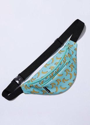 Mint bum bag with bananas (solid)1 photo