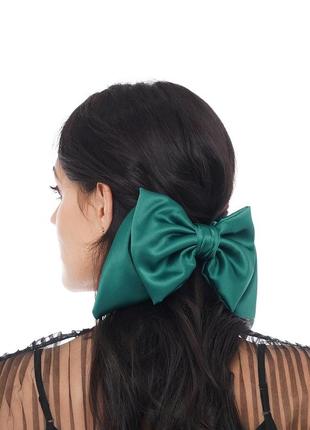 Large green luxury hair bow from My Scarf2 photo