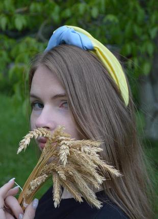 Zhovto-Blakitny hoop of manual roboti. Collection "Ukraine" from My Scarf