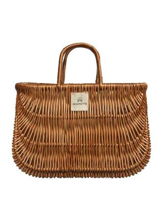 Picnic basket with duster bag