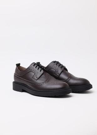 Handcrafted Brogue Derby men’s shoes