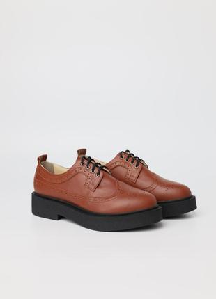 Handcrafted Women’s Derby Brogue