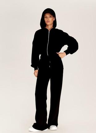 HOODIE2 photo