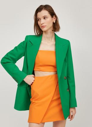 Orange short skirt