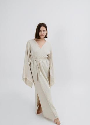 Linen&viscose kimono robe with wide sleeves and decorative raw edges