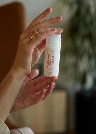 Moisturizing Cream with Hyaluronic Acid for Dry and Normal Skin, 30 ml
