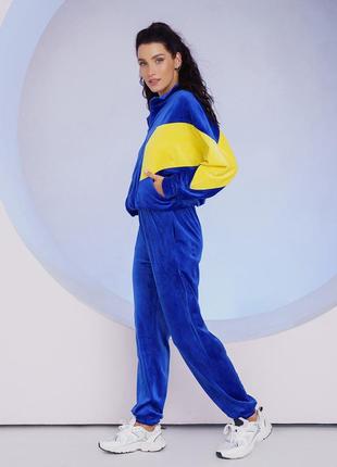 Velour oversized tracksuit set in blue and yellow ISSA Plus2 photo