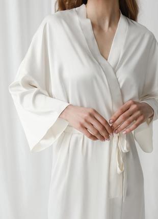 Ivory silk long robe kimono with side slits. Bridal getting ready outfit.4 photo