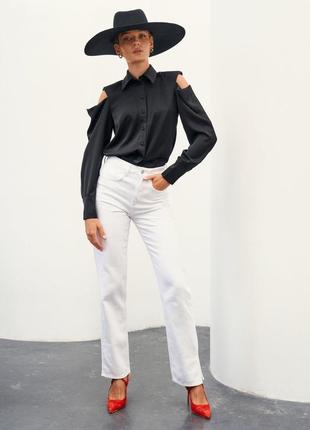 BLACK BLOUSE WITH CUTOUTS GEPUR