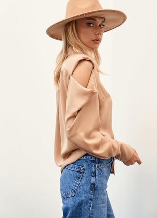 BEIGE BLOUSE WITH CUTOUTS GEPUR