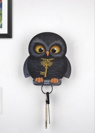 Key holder for wall - "Blacky" the owl (with key)