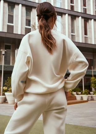 SWEATSHIRT IN A MILKY SHADE 'INDEPENDENT' GEPUR6 photo