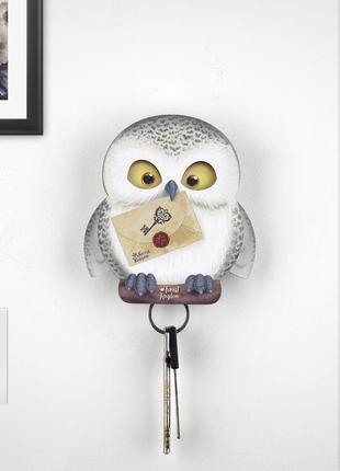 Key holder for wall - "Snowy" the owl (letter)
