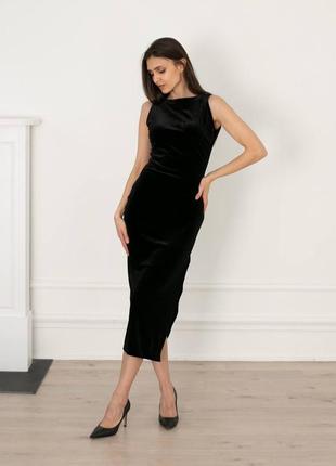 A classic velvet black dress with cut2 photo