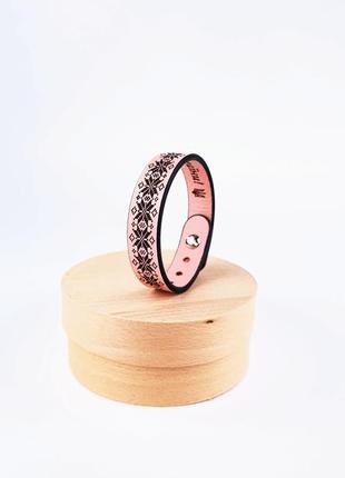 Pink leather bracelet with Ukrainian embroidery1 photo