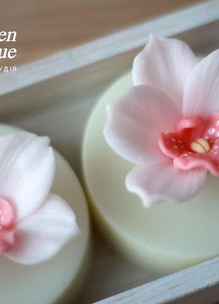 Gift set of glycerine soap 3 orchids4 photo