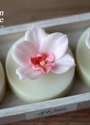 Gift set of glycerine soap 3 orchids8 photo