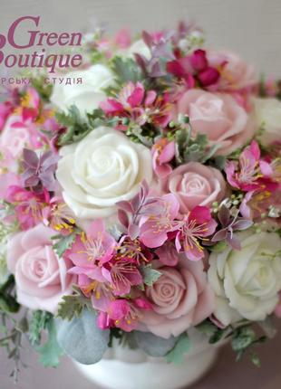 Luxurious interior bouquet of soap roses in a ceramic vase5 photo