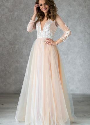 Bohemian wedding dress with open back3 photo