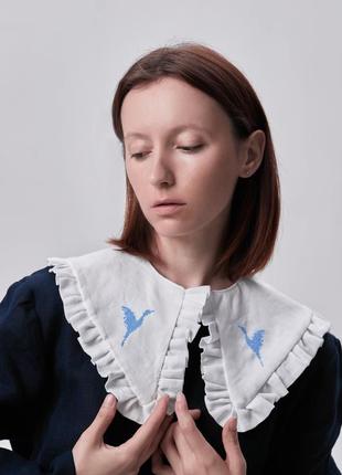 Decorative detachable collar with embroidery "Stork"