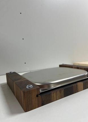 Walnut cutting board with tray 30*40 cm4 photo