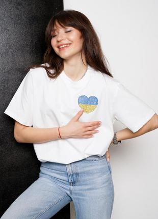 T-shirt Ukrainian Heart white2 photo