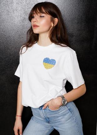 T-shirt Ukrainian Heart white1 photo
