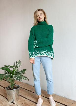 Green oversize hand-knitted sweater
