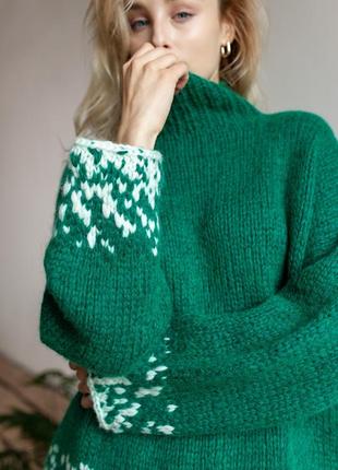 Green oversize hand-knitted sweater5 photo