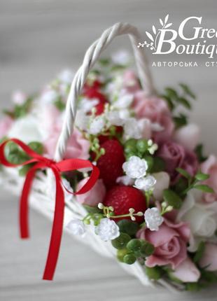 Luxurious interior bouquet of soap roses and strawberries in a wicker basket2 photo