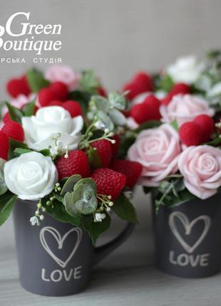 Luxurious interior bouquet of soap roses and strawberries in a ceramic cup7 photo