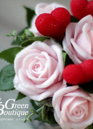 Luxurious interior bouquet of soap roses and strawberries in a ceramic cup9 photo