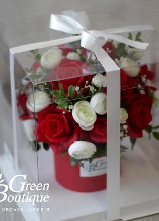 Luxurious interior bouquet of red soap roses in a handmade hat box2 photo