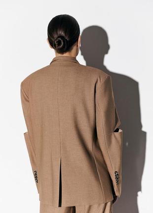CAMEL COLOR THREE-PIECE SUIT5 photo
