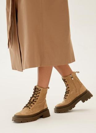 Lace-up boots5 photo
